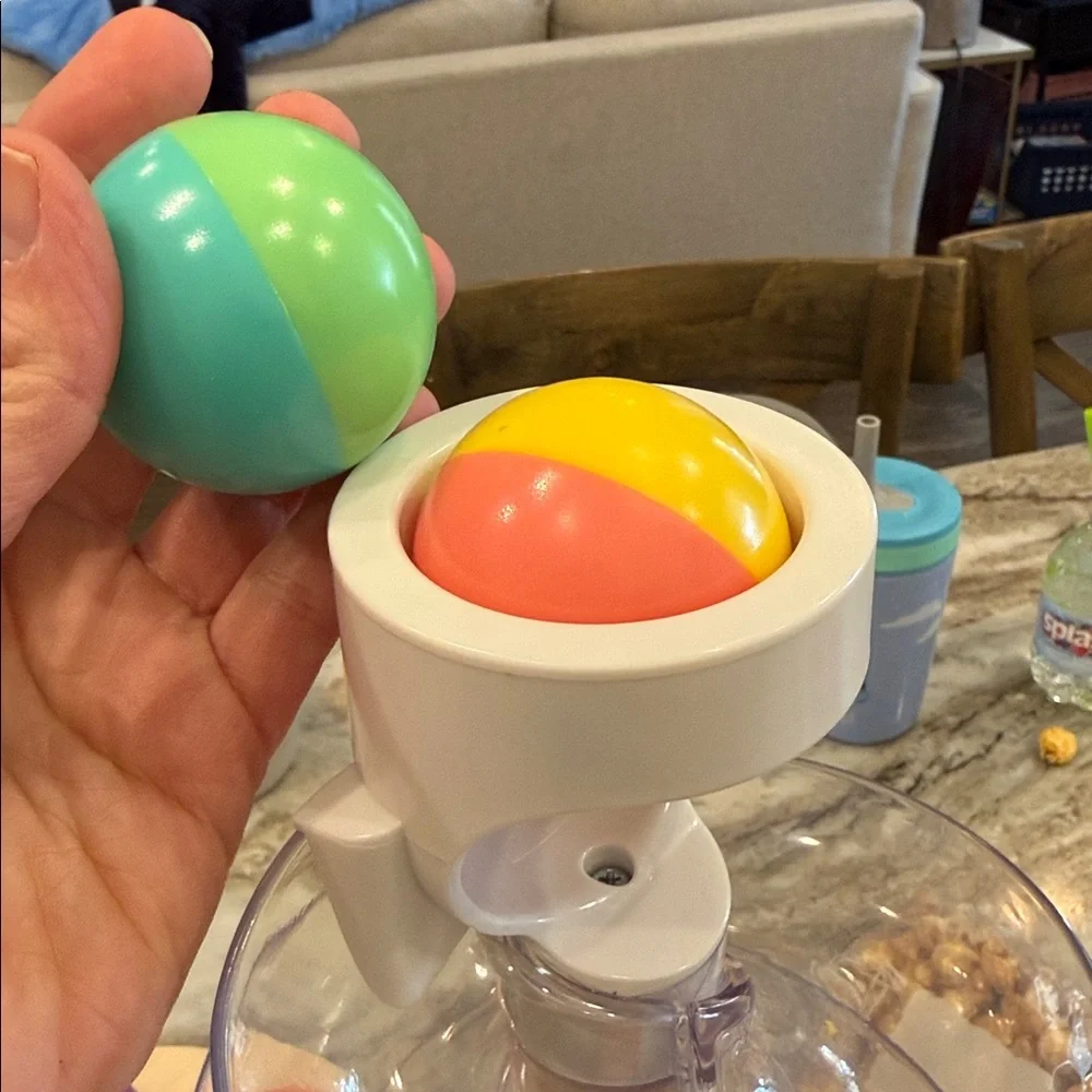 The Babbler Play Kit Lovevery Months 13, 14, and 15 

All original COMPLETE KIT - Picture 10 of 12